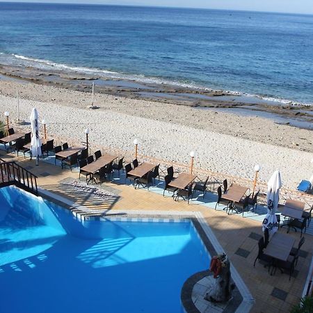 Pebble Beach Hotel Plomari Eksteriør bilde