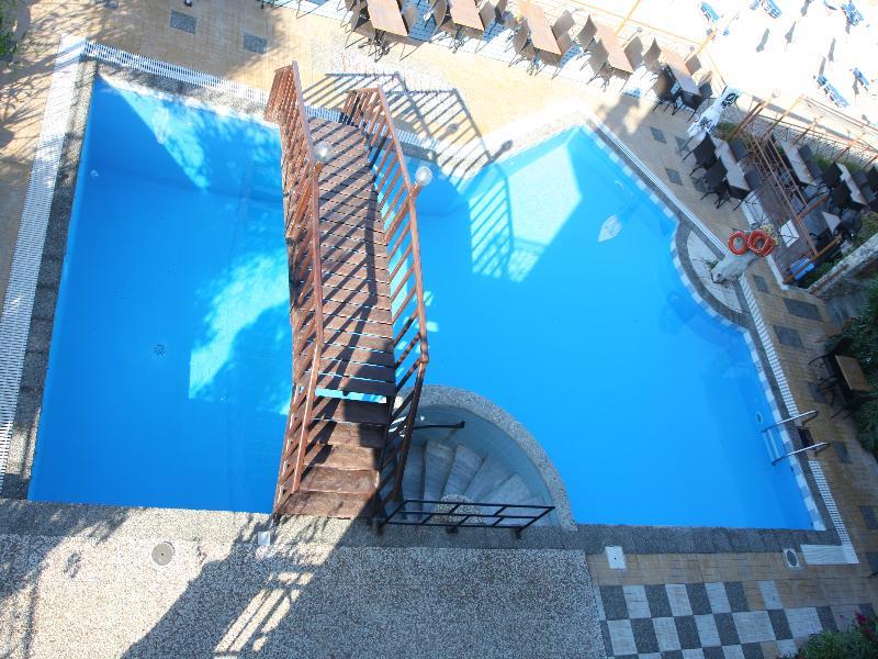 Pebble Beach Hotel Plomari Eksteriør bilde