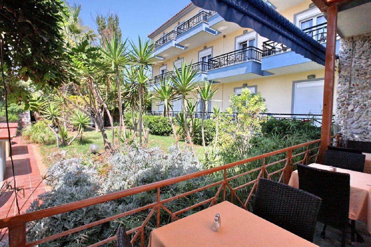 Pebble Beach Hotel Plomari Eksteriør bilde